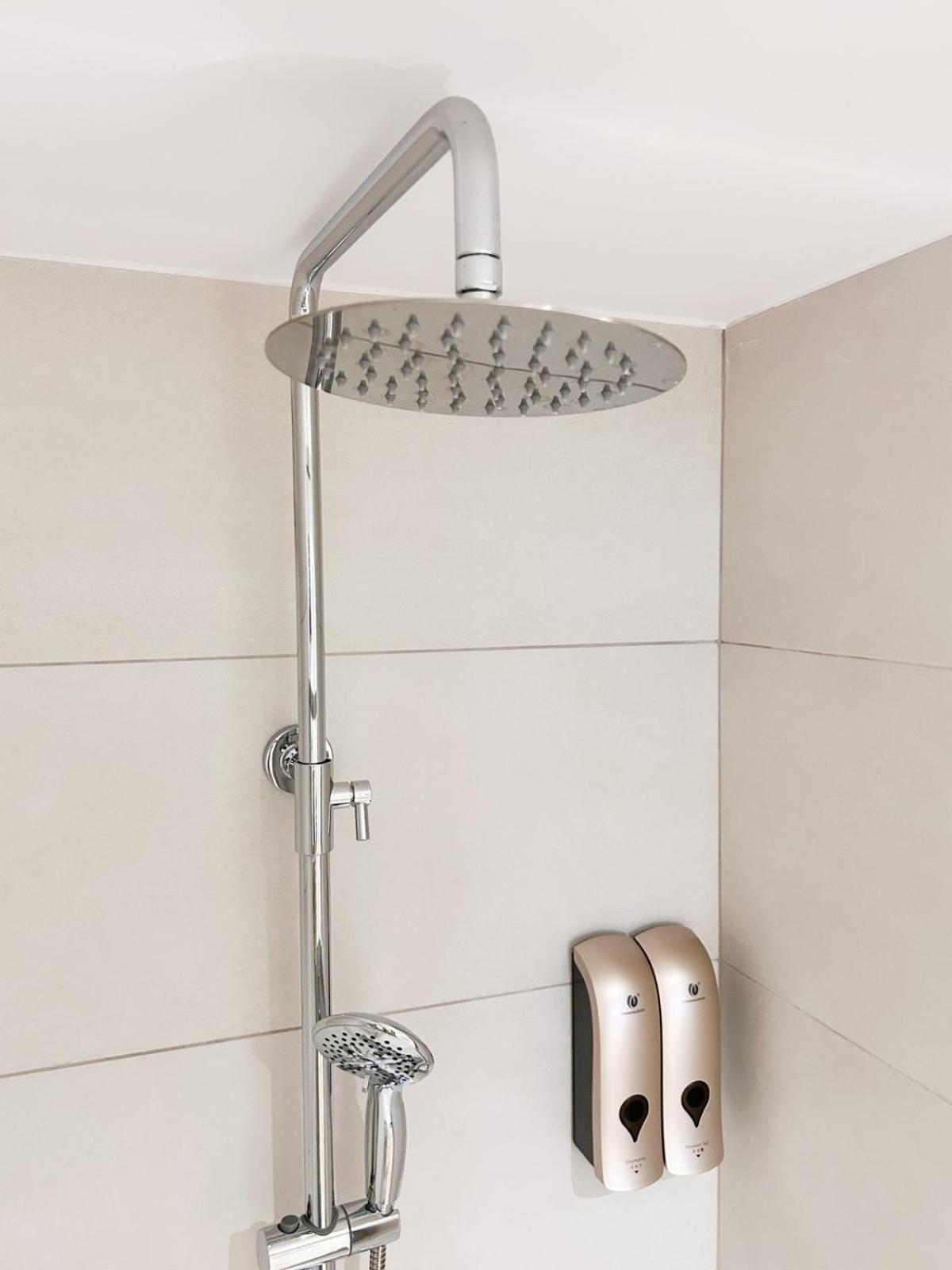 Apartamento Junto A Ruzafa Cerca Del Centro Valencia Ngoại thất bức ảnh